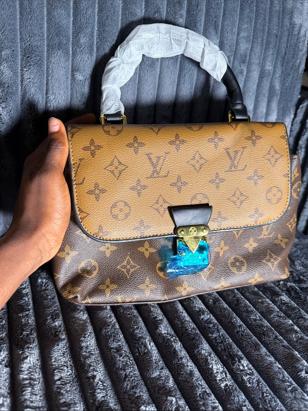 Elegant Brown & Tan Quilted Handbag – Top Handl